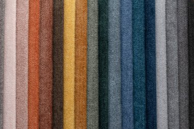 Kumaş şeritler. farklı renklerde çizgili arkaplan