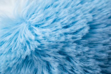 Kıllı arka plan mavi, kısa saç