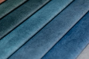 Kumaş şeritler. farklı renklerde çizgili arkaplan