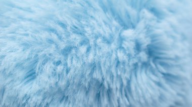 Kıllı arka plan mavi, kısa saç