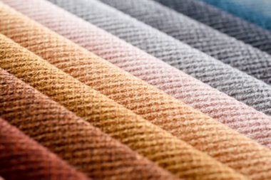 Kumaş şeritler. farklı renklerde çizgili arkaplan