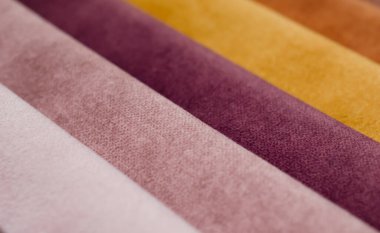 Kumaş şeritler. farklı renklerde çizgili arkaplan