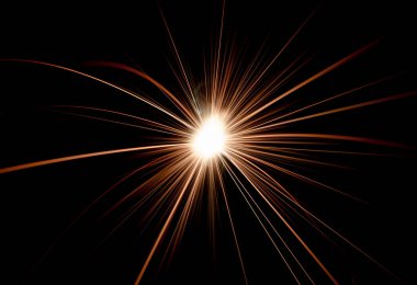 Yıldızlar, kıvılcım patlamaları, elektrik çiçekleri, bir sürü ışık.