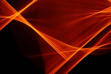 Lazer ışığı. Dalgalanan ve bükülen ışık çizgileri.