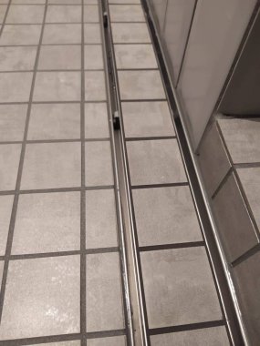 modern fayanslar ve banyodaki fayanslar