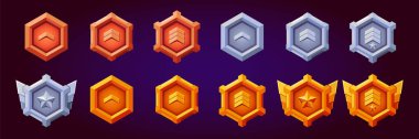 Seviye oyun rütbe rozetleri ayarlandı. Gümüşten, bronzdan, seviye gelişim sembolü olan 12 gerçekçi vektör. Gerçekçi düz tasarım. Metalik stil. İlerleme ve ödüller.