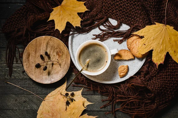 Tasse Kaffee Mit Orangenplätzchen Herbstliches Gemütliches Konzept — Stockfoto