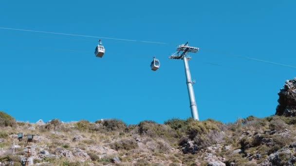 Ropeway Funicular Cabines Movem Contra Céu — Vídeo de Stock