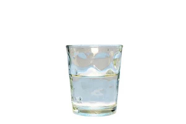 Напівсклянка Наповнена Водою Або Наполовину Склянкою Порожня Ізольована Білому Тлі — стокове фото
