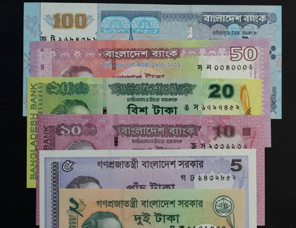 Stock image Bangladesh banknotes of different denominations 2, 5,10,20,50 and 100 taka notes set