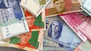 Pakistan Banknotları Farklı Değer Kapanışı Görünümü