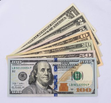 100, 50, 20, 10, 5, 2 ve 1 Banknotluk ABD Doları Banknotları Düzenleme.