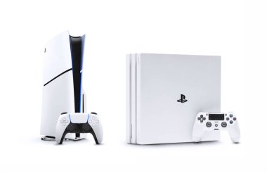Playstation 5 ve Playstation 4 beyaz arka plan, 5 Haziran 2024, Sao Paulo, Brezilya.