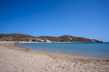 Yunanistan 'ın ünlü Mylopotas plajının nefes kesici panoramik manzarası