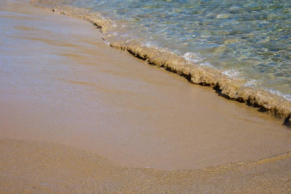 Blisko Pięknej Piaszczystej Plaży Mylopotas Ios Grecja — Zdjęcie stockowe