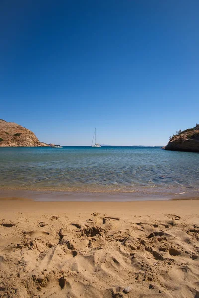 Wunderschöner Goldener Sand Und Türkisfarbenes Wasser Beliebten Strand Von Mylopotas — Stockfoto