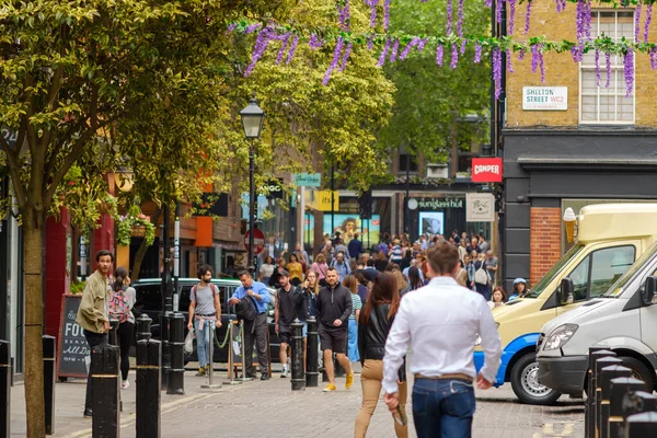 London Großbritannien Mai 2018 Blick Auf Eine Belebte Fußgängerzone Zentrum — Stockfoto