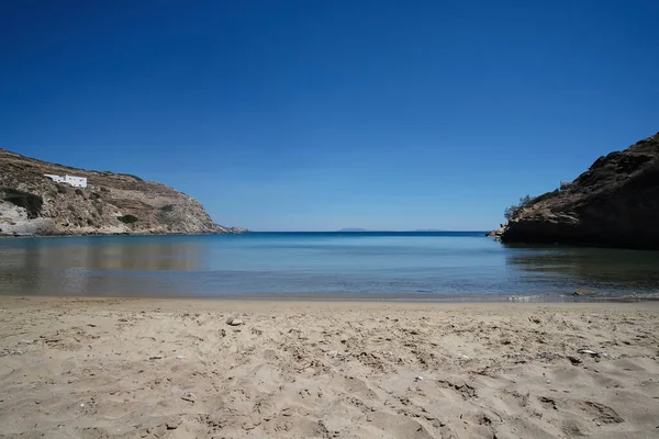 Потрясающий Бирюзовый Песчаный Пляж Мечты Kolitsani Иосе Киклады Греции — стоковое фото