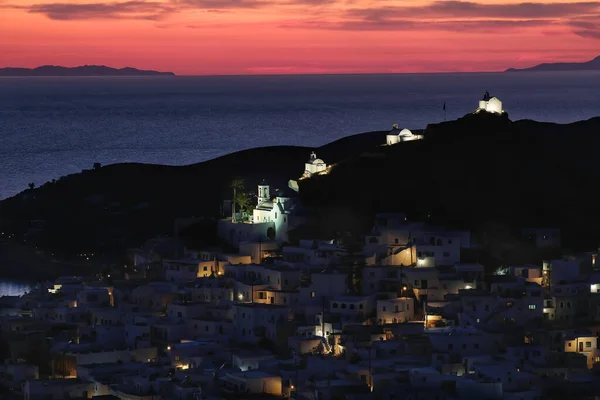 Prachtige Zonsondergang Panoramisch Uitzicht Het Pittoreske Witgekalkte Eiland Ios Griekenland — Stockfoto