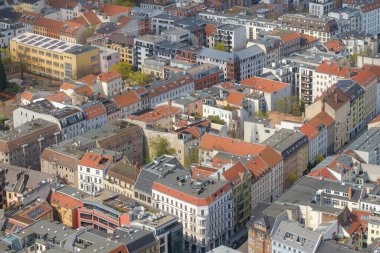 Berlin, Almanya - 19 Nisan 2023: Berlin Almanya 'nın panoramik hava manzarası