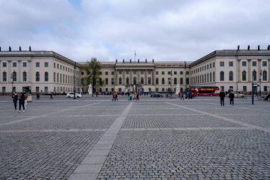 Berlin, Almanya - 19 Nisan 2023: Berlin 'deki Humboldt Hukuk Fakültesi Üniversitesi' nin Panoramik Görüşü