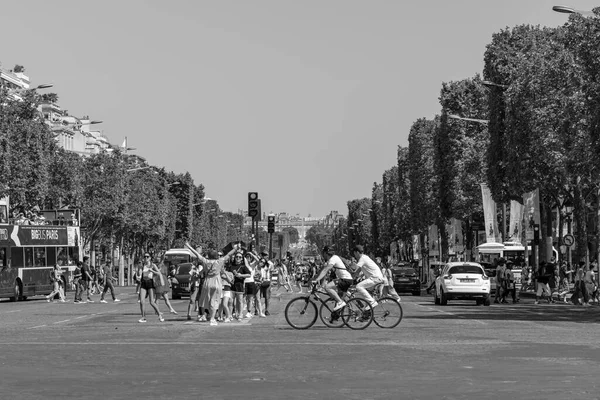 Париж Франция Июня 2023 Года Панорамный Вид Знаменитый Проспект Елисейских — стоковое фото