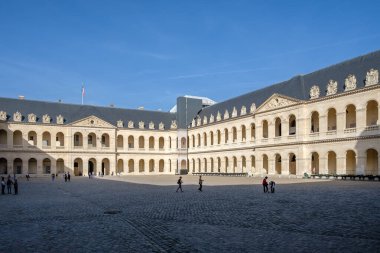 Paris, Fransa - 8 Ekim 2023: Htel des Invalides, hastaların evi, Paris 'te bir askeri müze