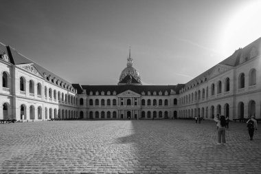 Paris, Fransa - 8 Ekim 2023: Htel des Invalides, hastaların evi, Paris 'te bir askeri müze