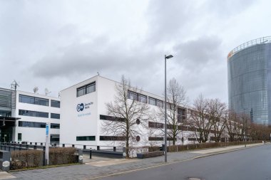 Bonn, Almanya - 23 Aralık 2023: Deutsche Welle binası, Alman devlet uluslararası yayın kuruluşu ve Bonn Almanya 'daki Birleşmiş Milletler binası 