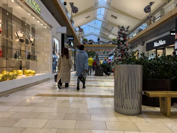 Bellevue Usa Aralık 2022 Noel Zamanı Bellevue Square Mall Alışveriş — Stok fotoğraf