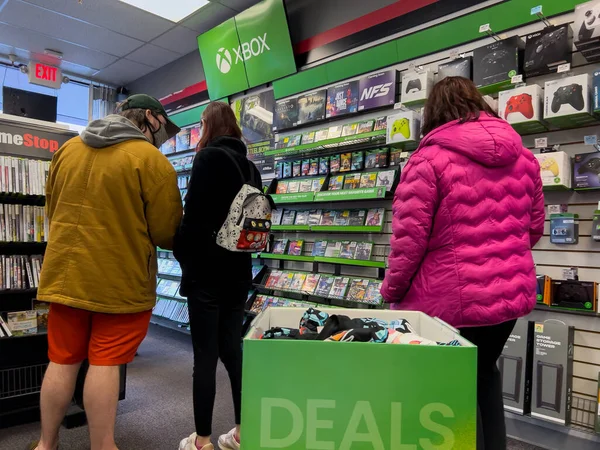 Seattle Usa Circa December 2022 People Shopping Used Video Games — Fotografia de Stock