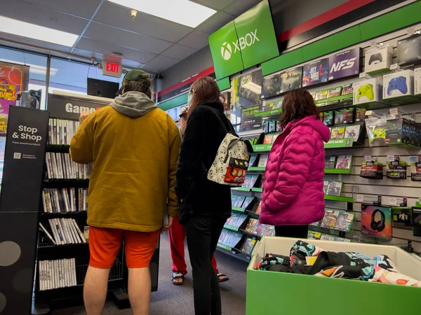 Seattle Usa Circa December 2022 People Shopping Used Video Games — Fotografia de Stock