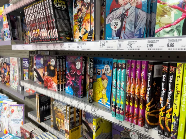 Lynnwood Usa Februar 2023 Selektiver Fokus Auf Manga Zum Verkauf — Stockfoto