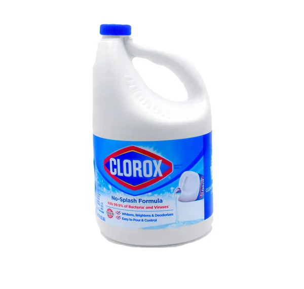 Öcala, Florida - 2 Kasım 2023 Clorox beyaz konteynır parlak mavi etiketli ve kırmızı kapaklı beyaz arka planda izole edilmiş