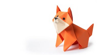 Vahşi yaşam ve doğa konsepti kağıt origami. Kırmızı tilki Vulpes vulpes 'in beyaz arka planında izole edilmiş. Fotokopi alanı var.