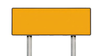 Beyaz arka planda boş otoban tabelası var. Metin için boş alan. Trafik levhası. Mesaj için yeri olan boş bir tahta. Modelleme. Ticari reklamlar için kendi mesaj tasarımınızı yapın