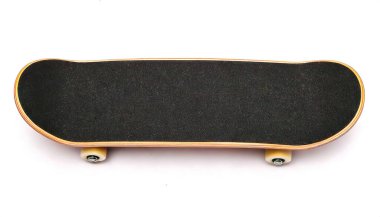 Kaykay, 7 ila 8 akçaağaç kaplama güverteden yapılmış bir kaykay türüdür ve bir çift kamyonun altında poliüretan tekerlekleri vardır.