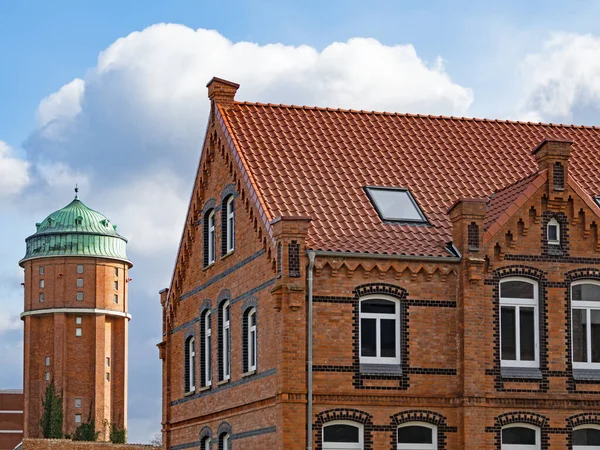 Antiga Torre Água Edifício Histórico Tijolos Cidade Nienburg Der Weser — Fotografia de Stock