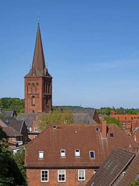 stock image Cityscape of Ploen with St. Nicholas church, Schleswig-Holstein, Germany