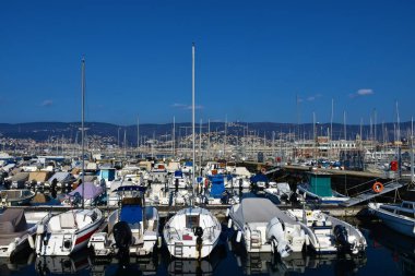 İtalya 'nın Friuli Venezia Giulia bölgesindeki Trieste limanı.