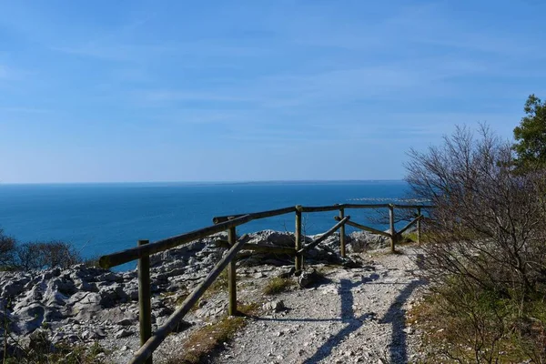 stock image Hiking trail at Falesie di Duino natural reserve with Adriatic sea in Friuli Venezia Giulia region of Italy