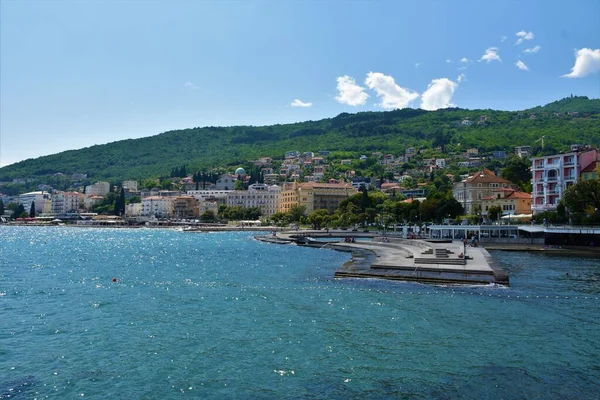 Vista Ciudad Costera Opatija Costa Del Mar Adriático Croacia —  Fotos de Stock