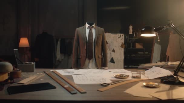 Mannequin Tailored Shirt Tie Jacket Luxury Designer Atelier Tailoring Studio — Vídeos de Stock