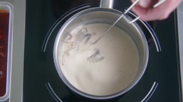 Close Shot Chef Cook Mix Cream Sauce Spiral Whisk Stewpan — Vídeo de Stock