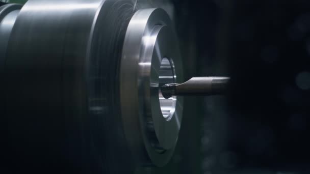 Close Shot Turning Milling Machine Spinning Cutting Basic Metal Workpiece — Stock Video