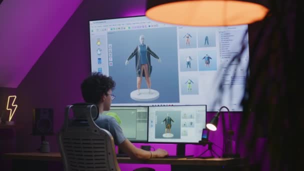 Νέος Σχεδιαστής Δημιουργεί Χαρακτήρα Ρούχα Βιντεοπαιχνιδιών Εργάζεται Αποστάσεως Από Σπίτι — Αρχείο Βίντεο