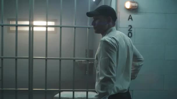 Cinematic Shot Prison Employee Talking Criminal Attacking Him Police Baton — Vídeo de Stock