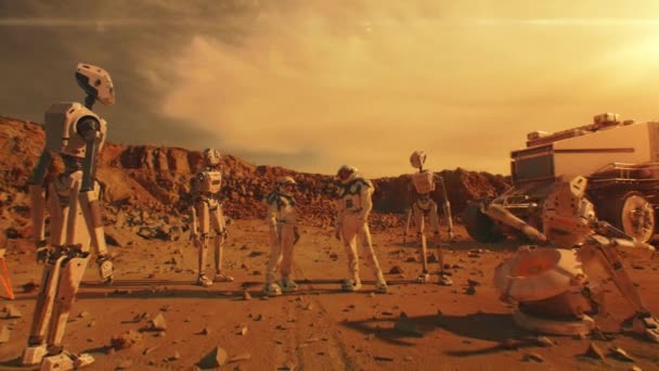 Två Astronauter Rymddräkter Pratar Står Mars Yta Med Robotar Driven — Stockvideo
