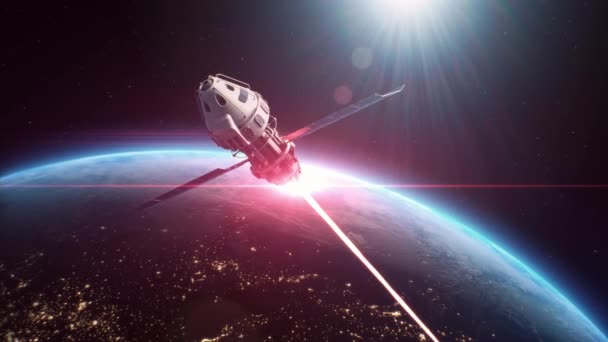 利用激光武器在外层空间地球轨道上对空间物体进行卫星攻击的三维动画 美国和俄罗斯在宇宙中的政治冲突升级 核战争的威胁 — 图库视频影像