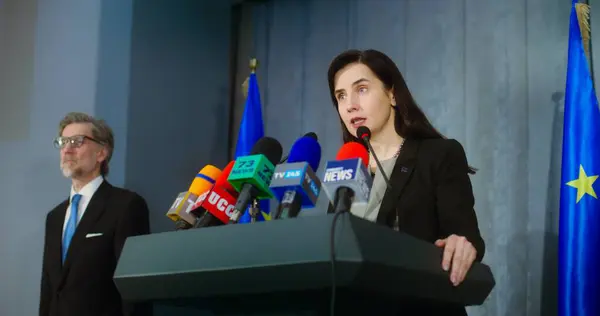 Female Representative European Union Press Conference Confident Politician Makes Announcement — Stock Photo, Image